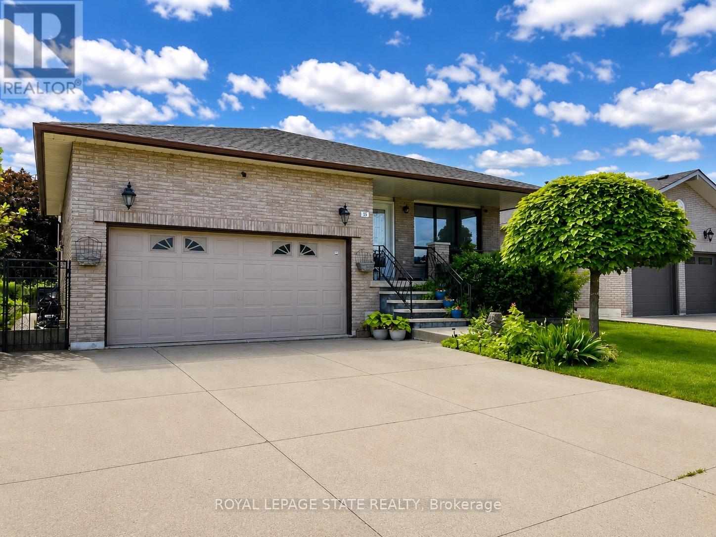 15 ELLEN AVENUE - 1