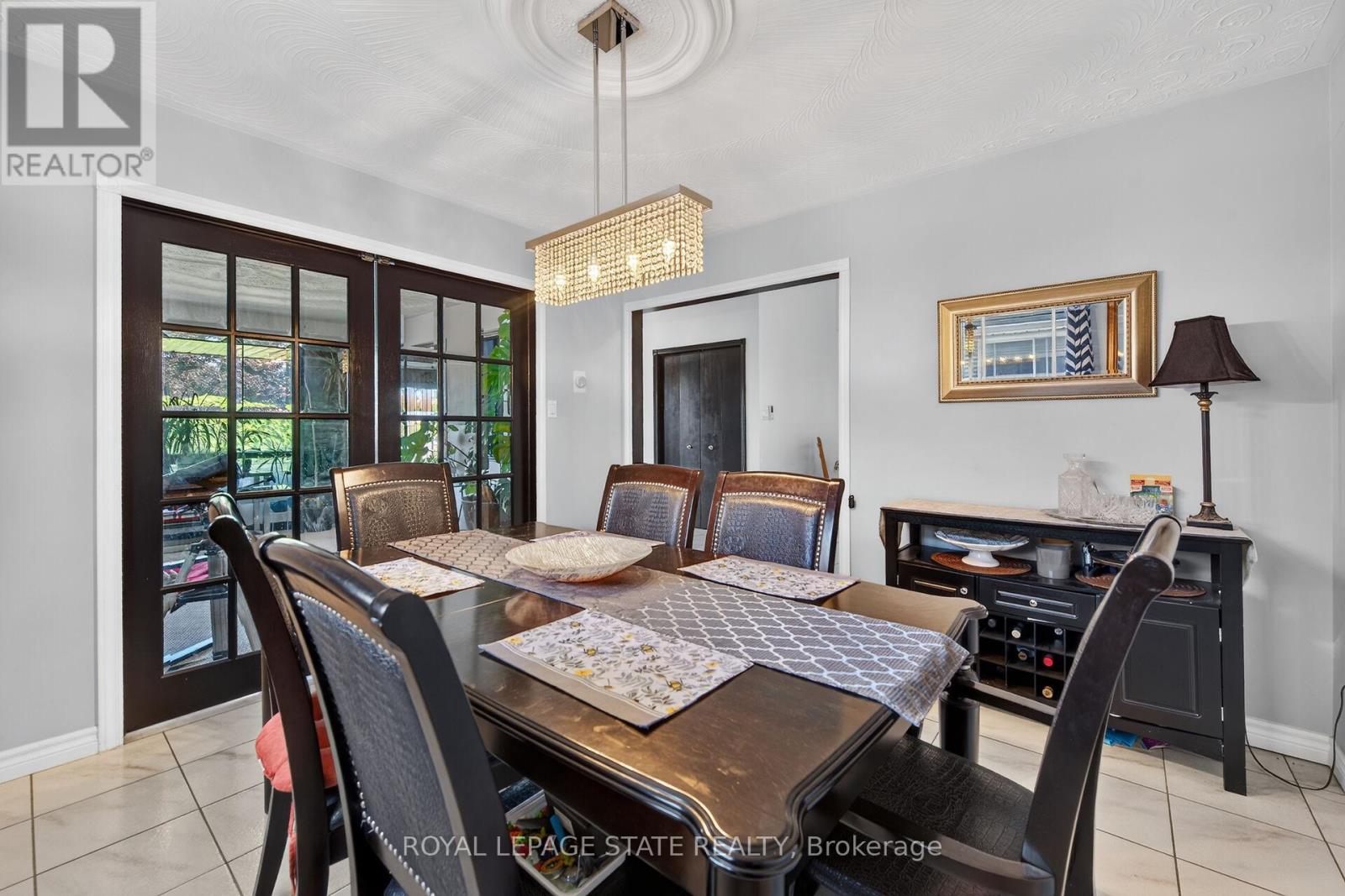 15 ELLEN AVENUE - 12