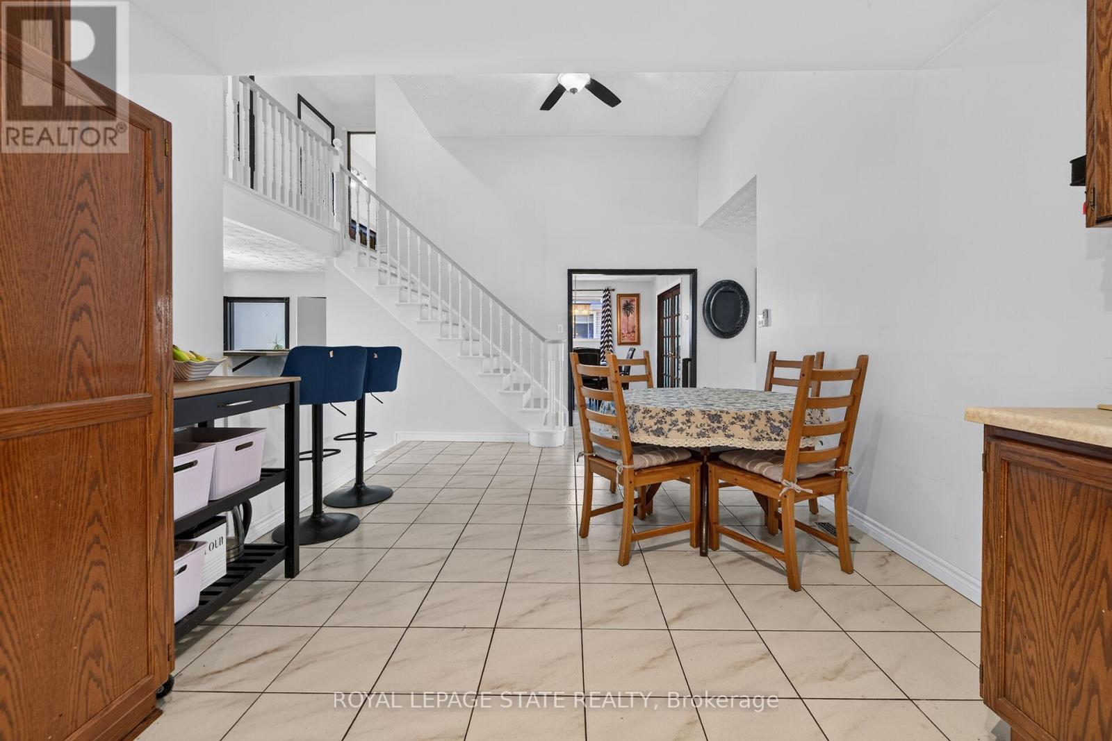 15 ELLEN AVENUE - 19