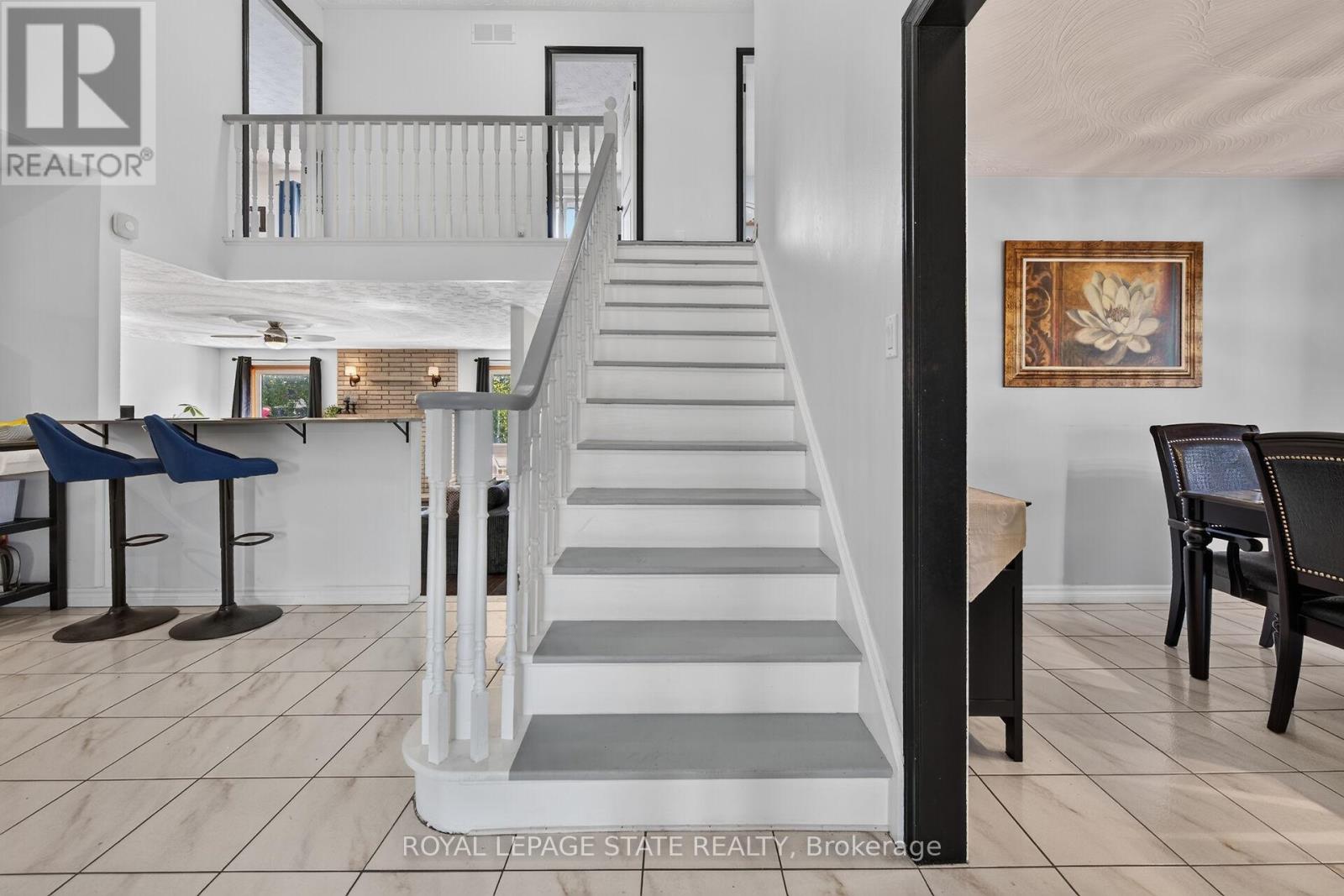 15 ELLEN AVENUE - 30