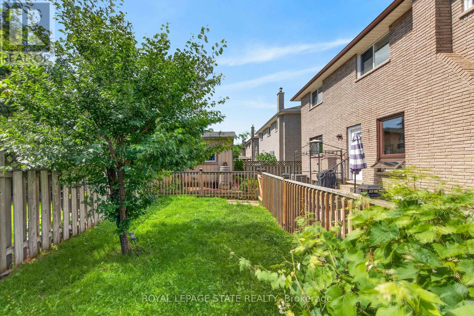 15 ELLEN AVENUE - 37