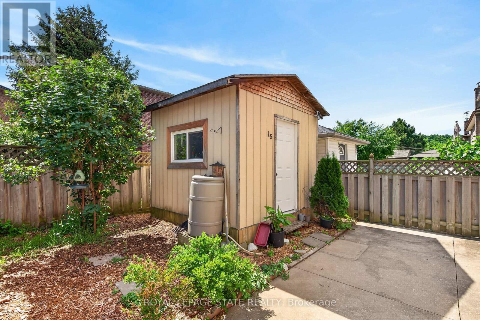 15 ELLEN AVENUE - 39