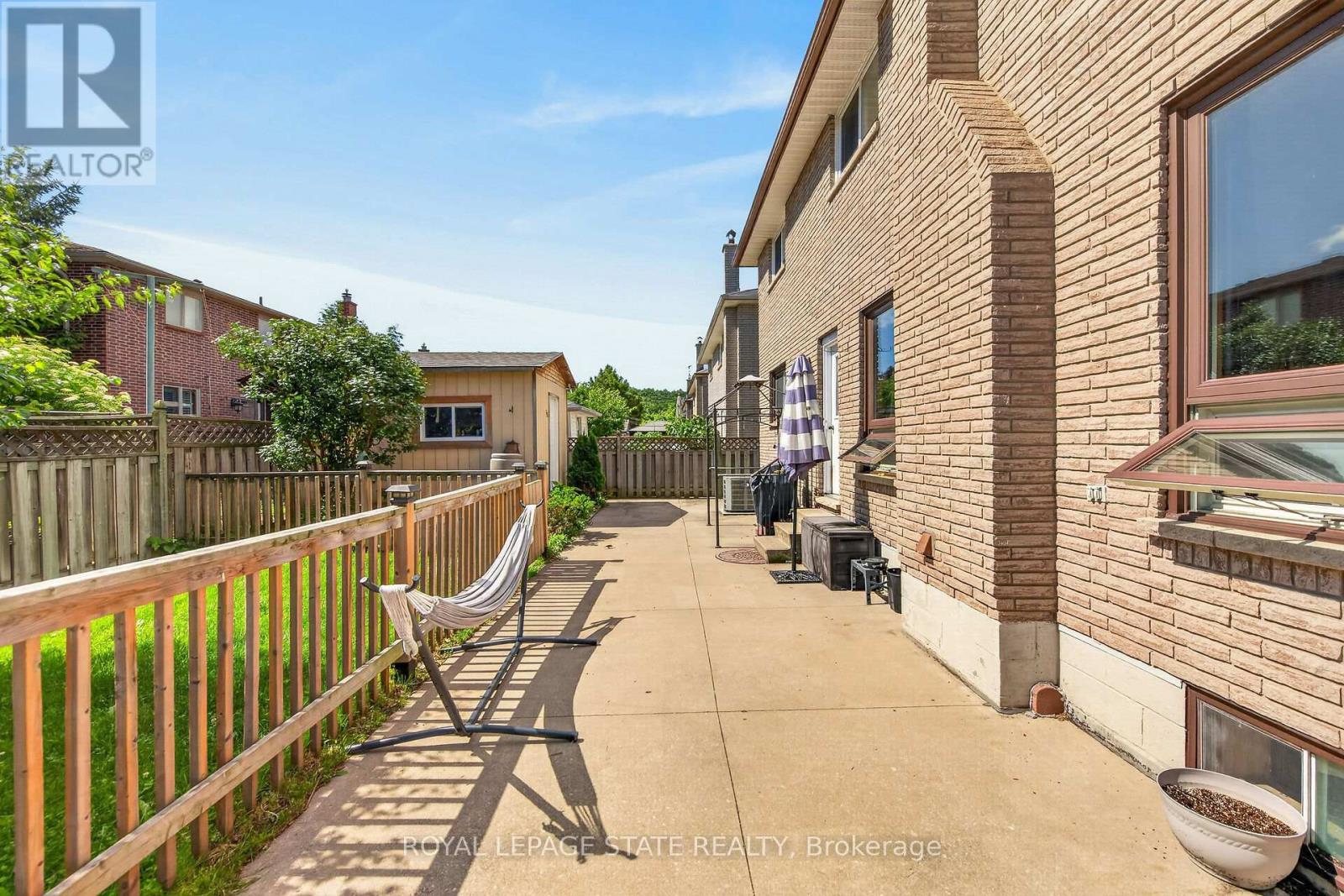 15 ELLEN AVENUE - 42