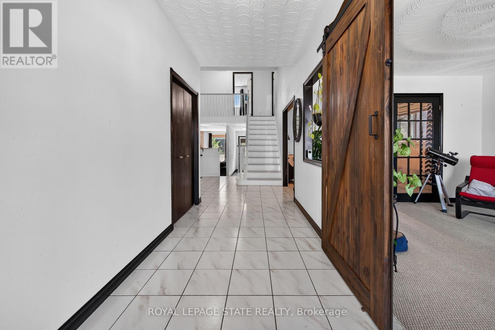 15 ELLEN AVENUE - 5