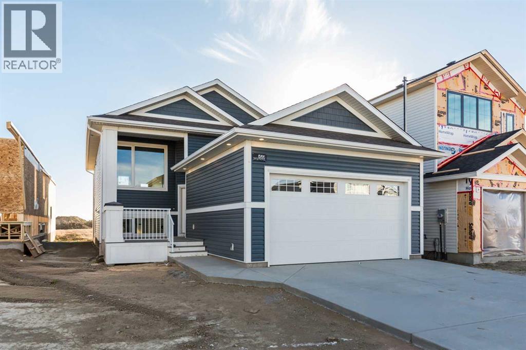 566 Malahat Green W - 1