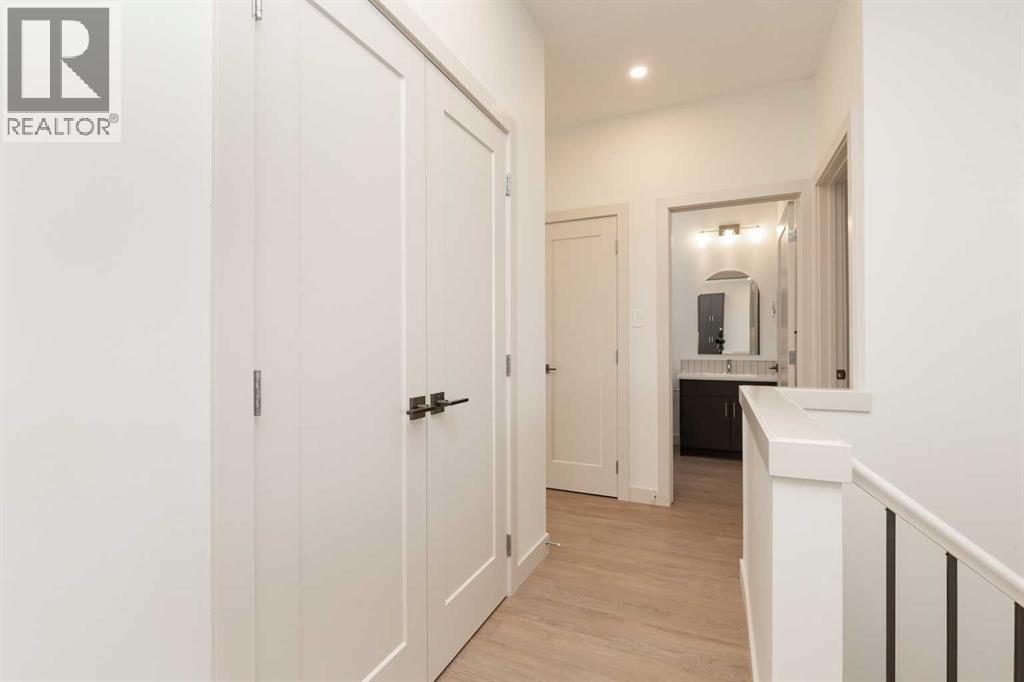 566 Malahat Green W - 11