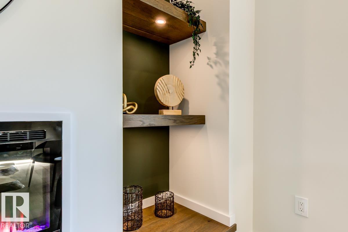 7924 92 AV NW - 7