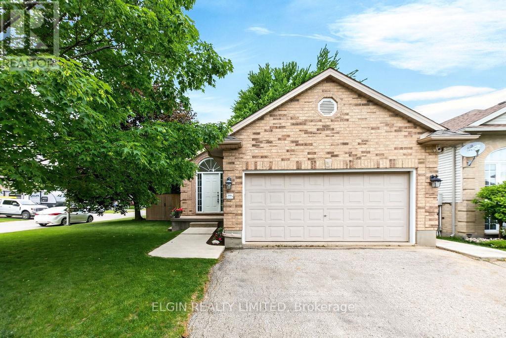 599 WELLINGTON STREET - 1