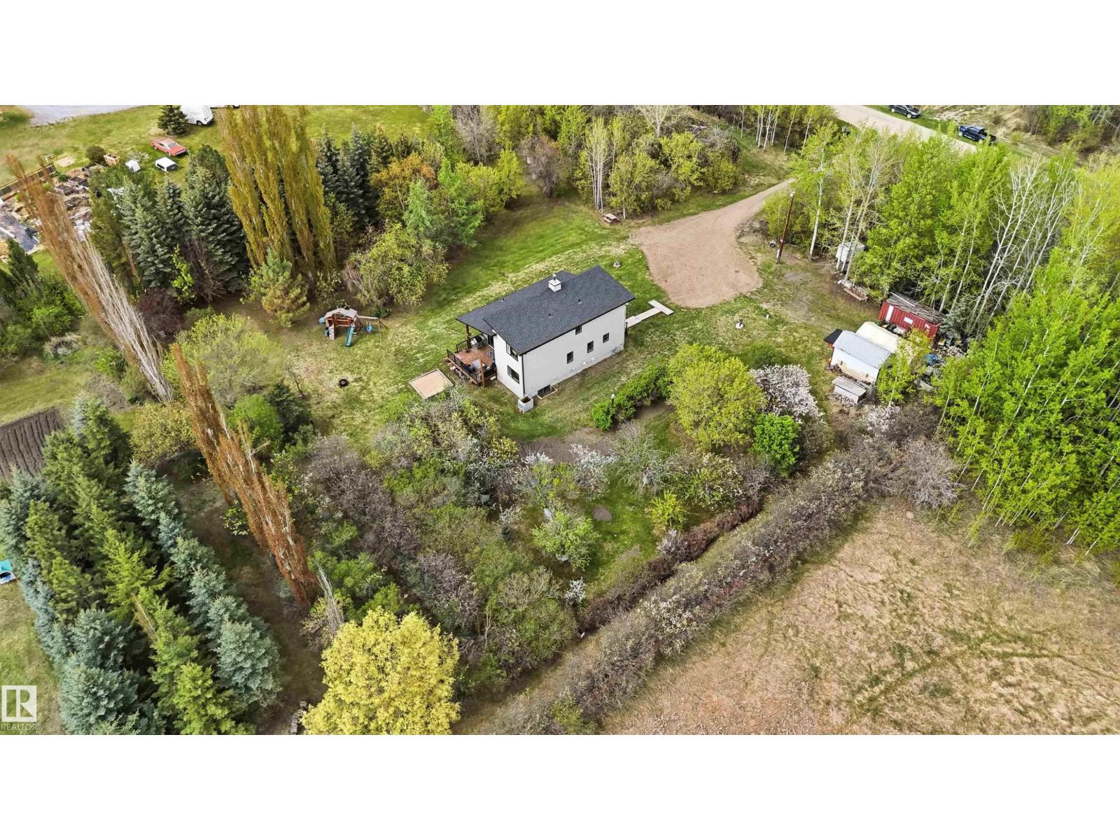 #11 2011 TWP ROAD 510 - 5