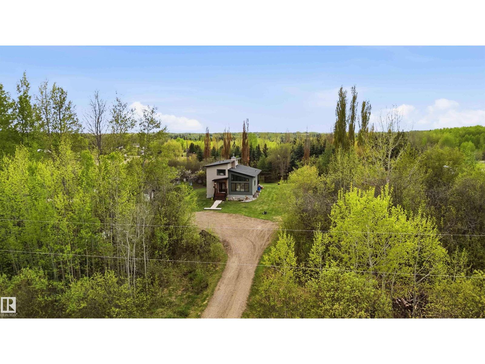 #11 2011 TWP ROAD 510 - 57
