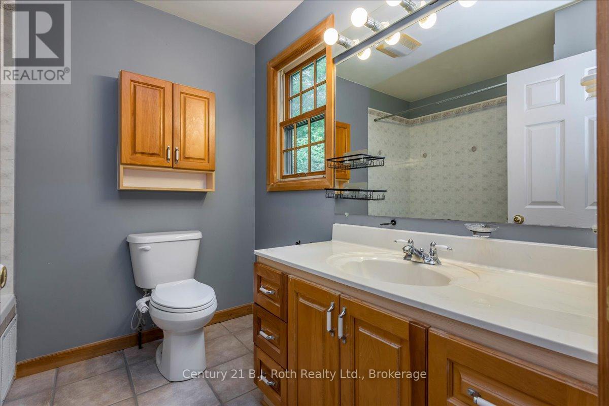650 CONCESSION 3 ROAD W - 17