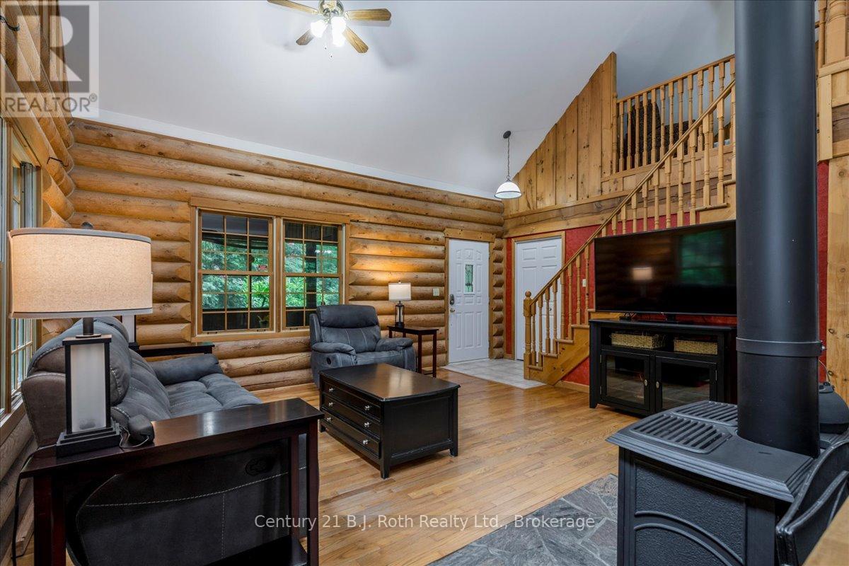 650 CONCESSION 3 ROAD W - 9
