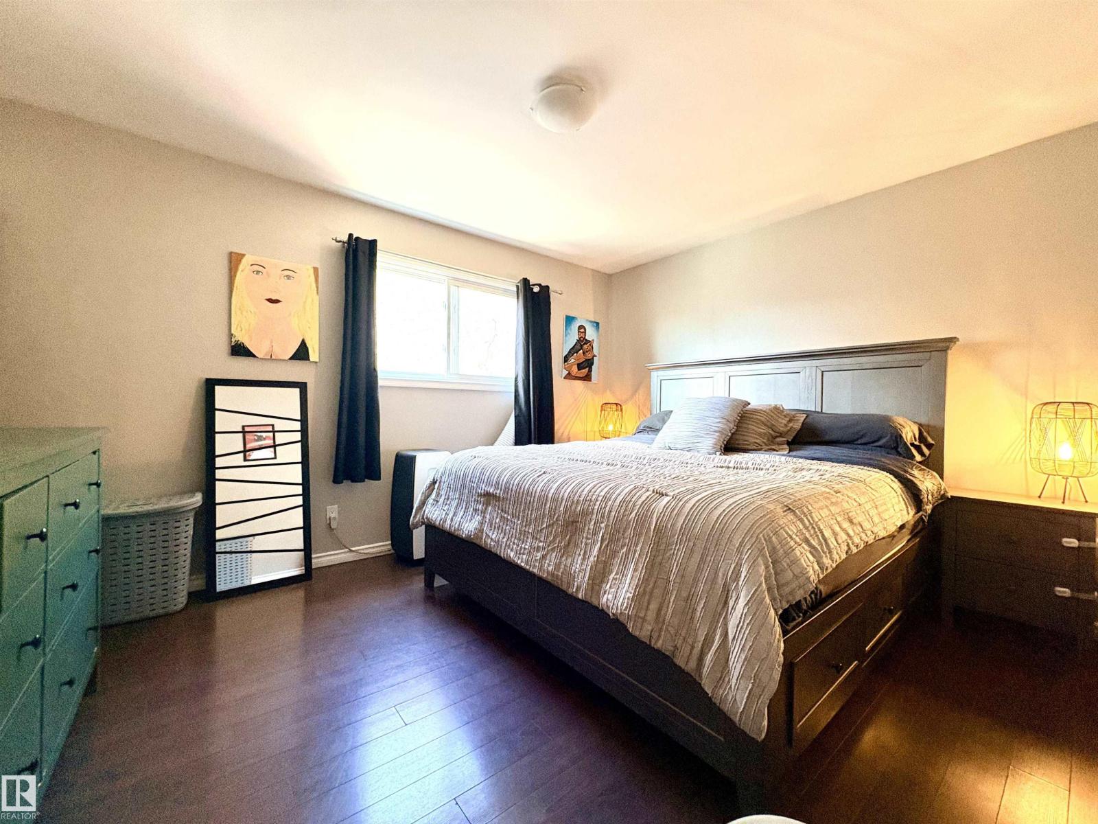 13316 106 ST NW - 18