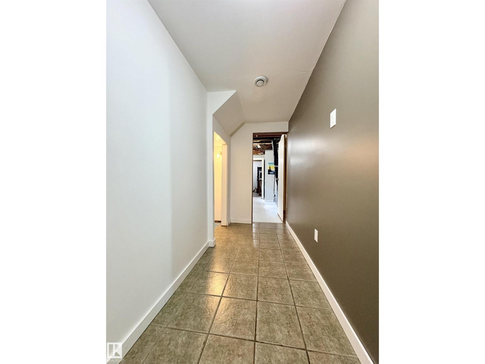 13316 106 ST NW - 26
