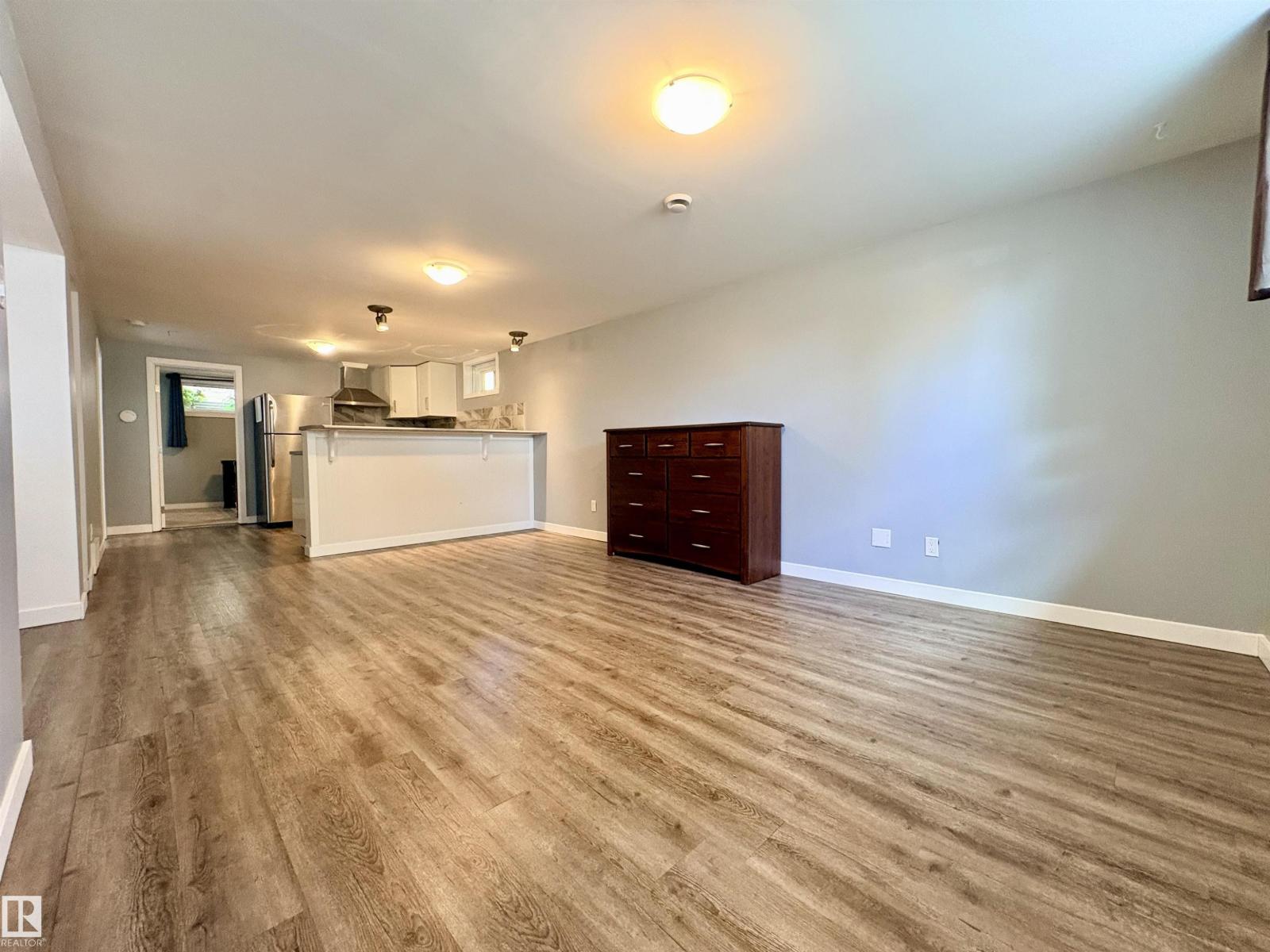 13316 106 ST NW - 30