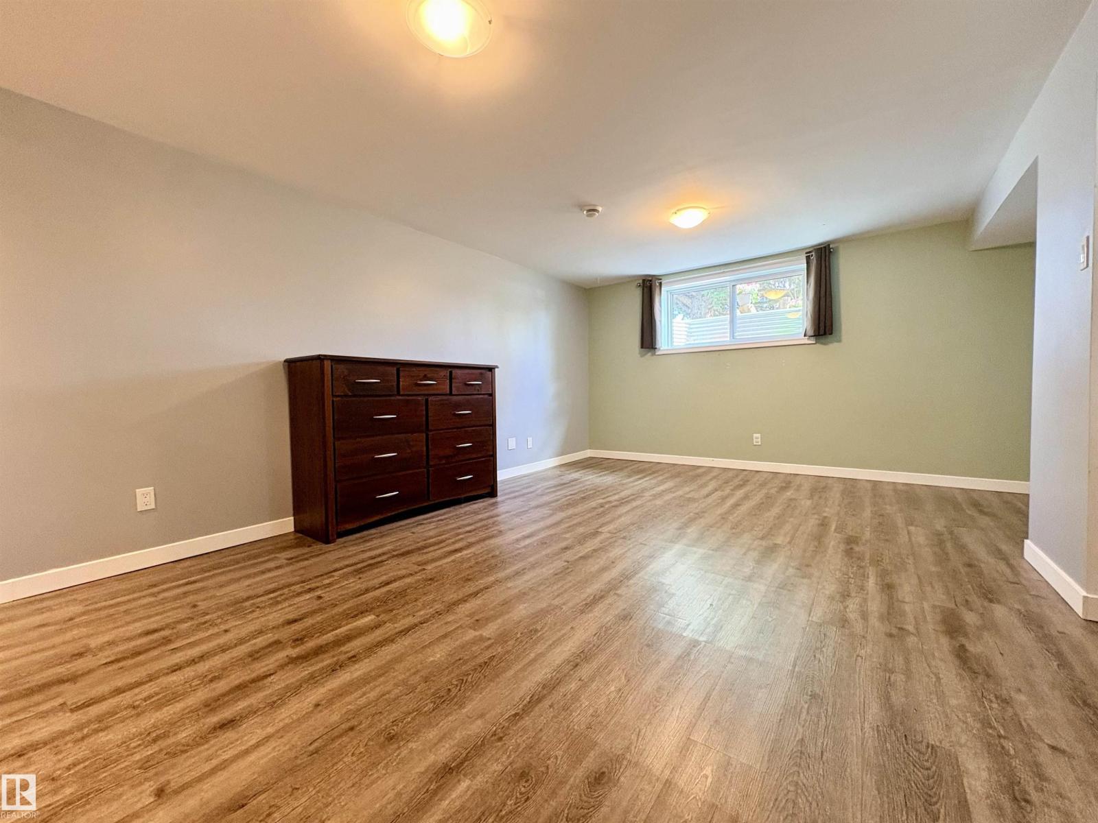 13316 106 ST NW - 33