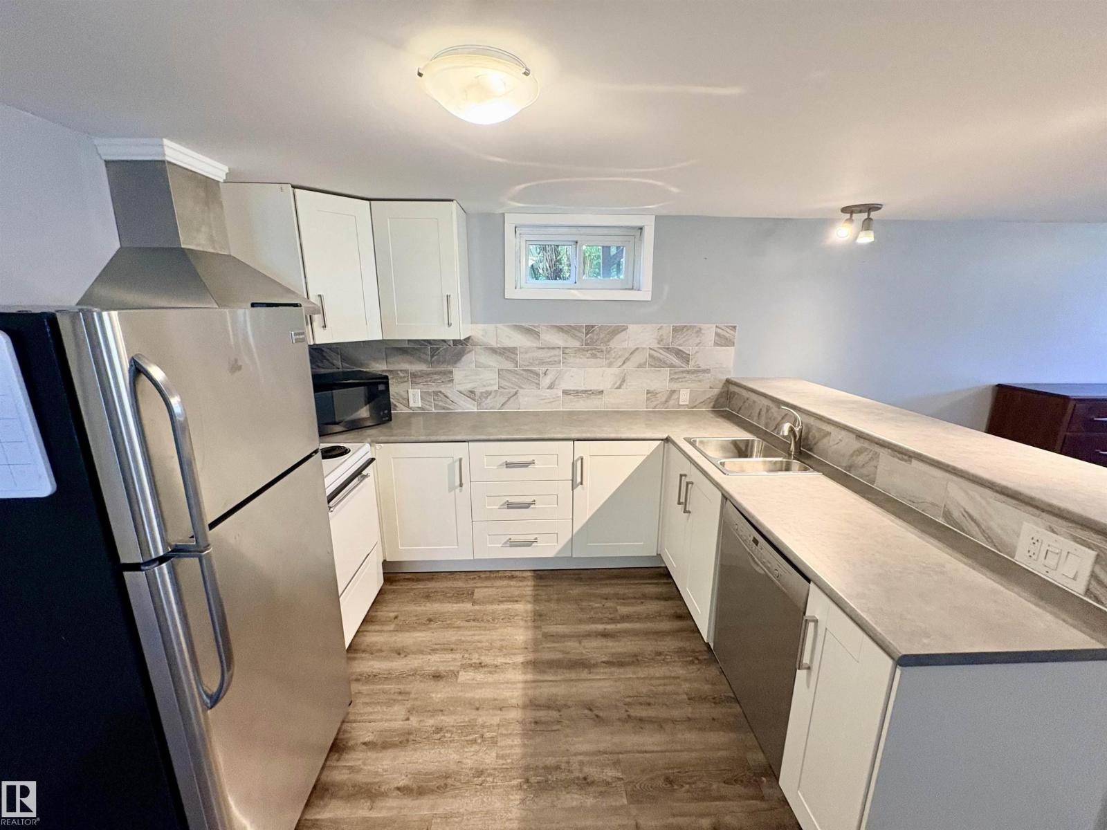 13316 106 ST NW - 38