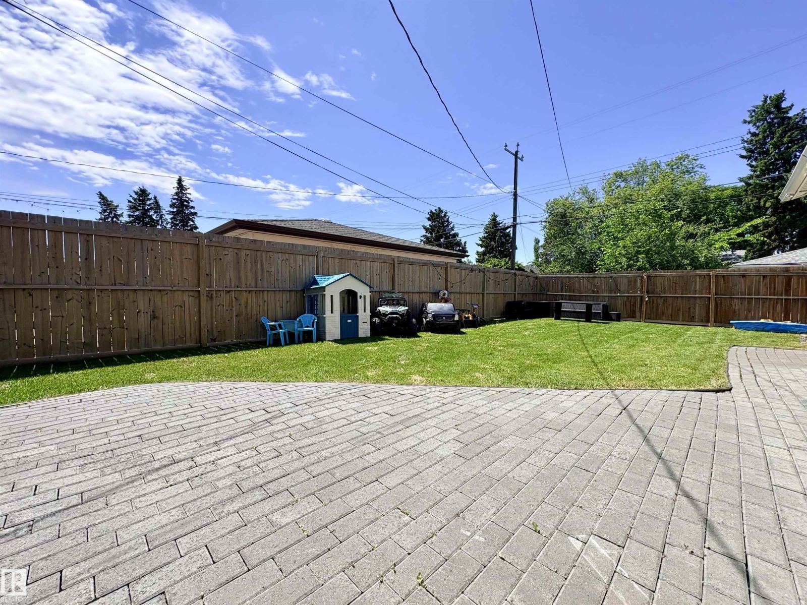 13316 106 ST NW - 47