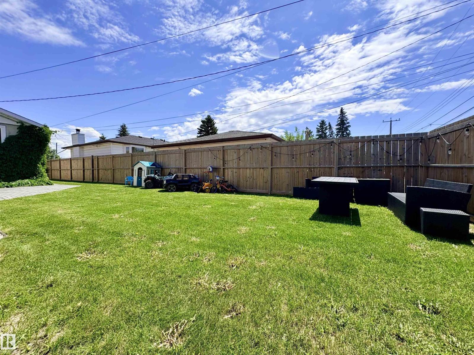 13316 106 ST NW - 48