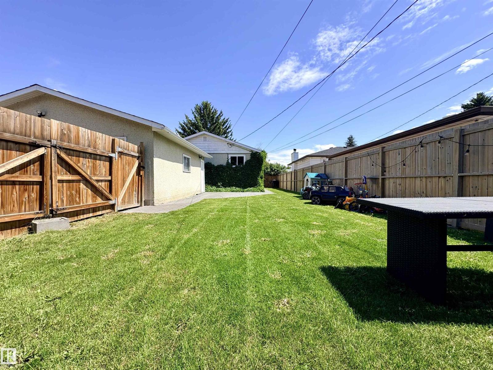 13316 106 ST NW - 50