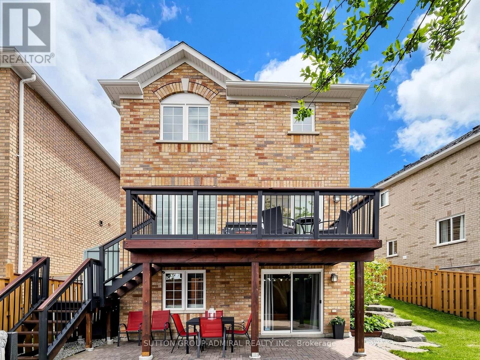 32 BEAVERBROOK CRESCENT - 45