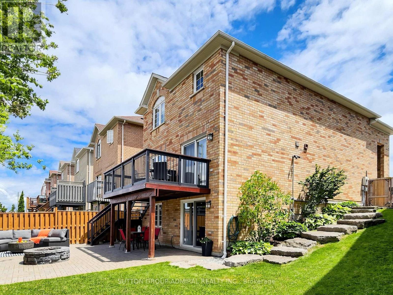 32 BEAVERBROOK CRESCENT - 46