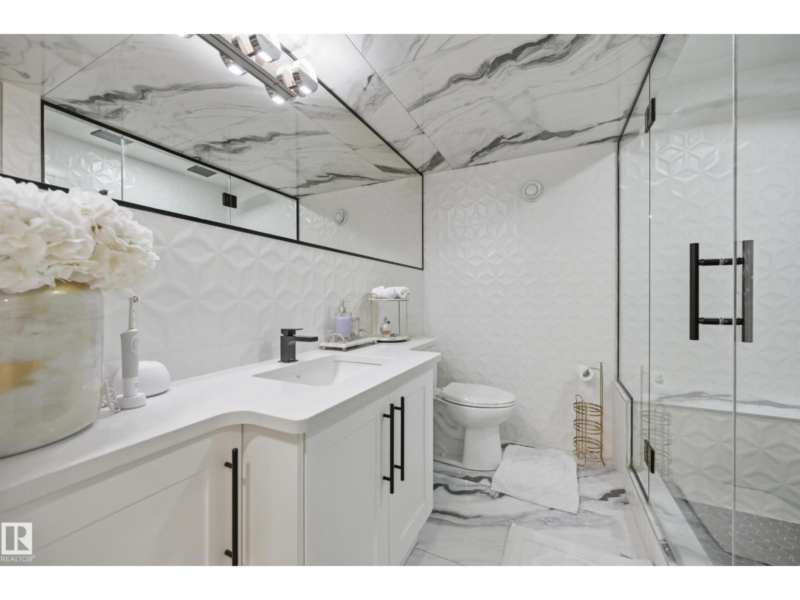 76 JACOBS CL - 44