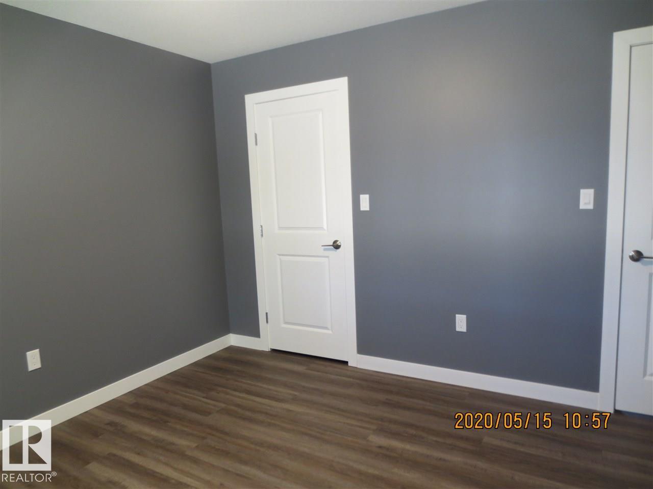 5040 50 ST — photo 32