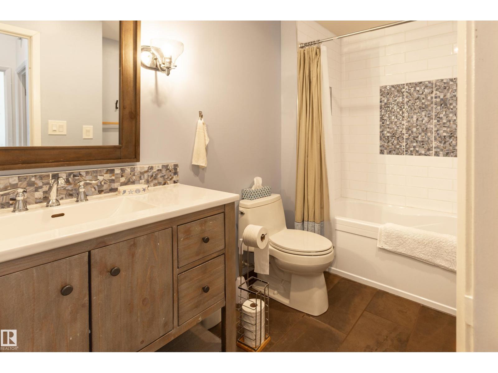 18 GRANDVIEW RG — photo 17