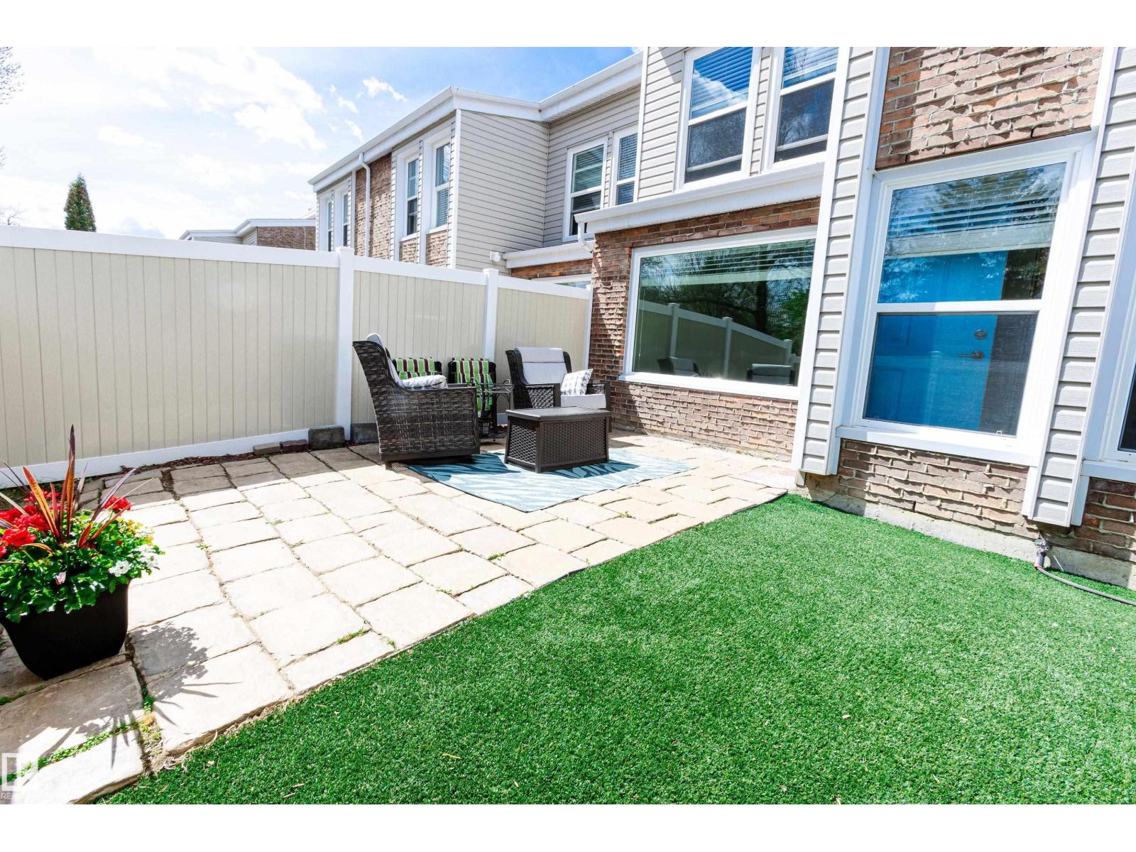 18 GRANDVIEW RG — photo 25
