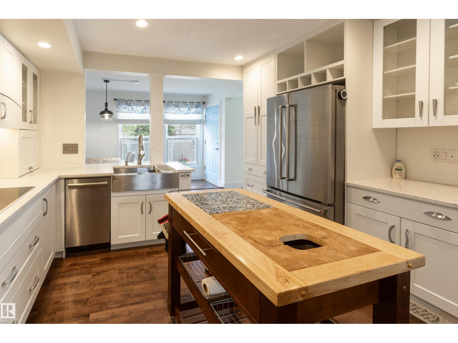 18 GRANDVIEW RG — photo 8