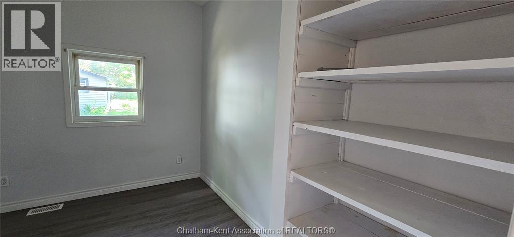 17 Taylor AVENUE - 12