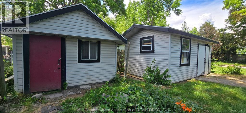 17 Taylor AVENUE - 17