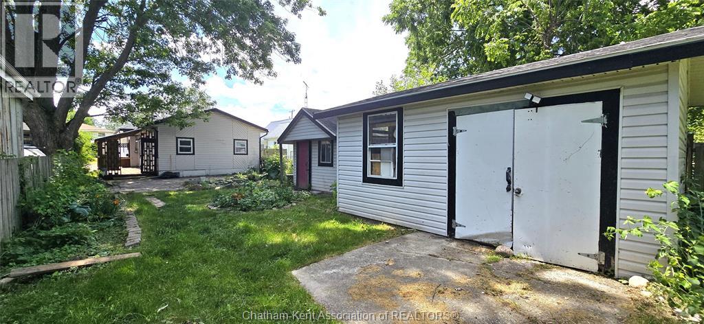 17 Taylor AVENUE - 19