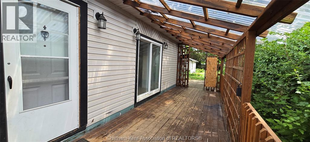 17 Taylor AVENUE - 20
