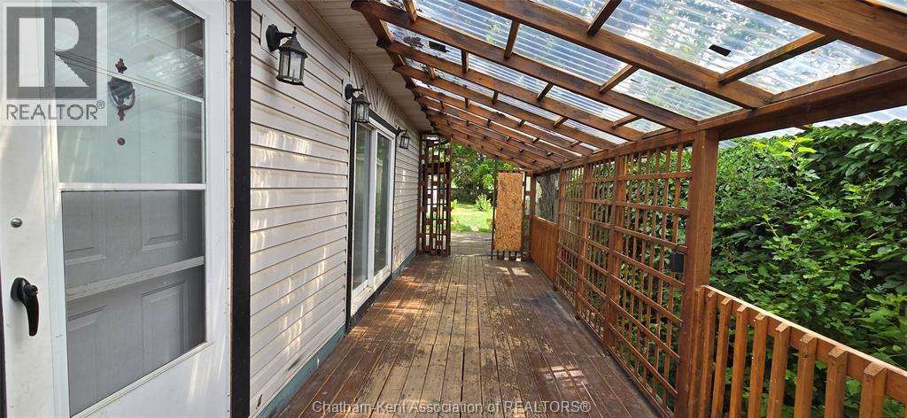 17 Taylor AVENUE - 22