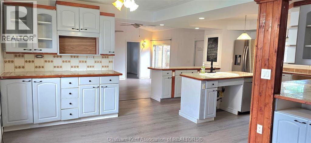 17 Taylor AVENUE - 5