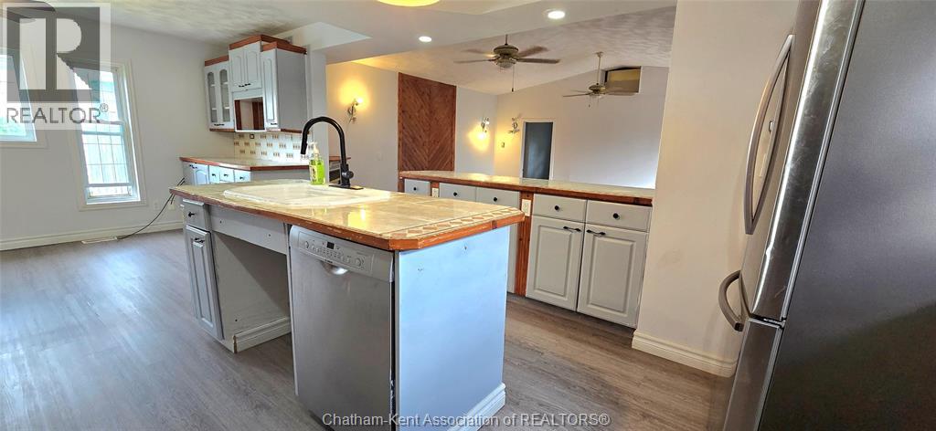 17 Taylor AVENUE - 7