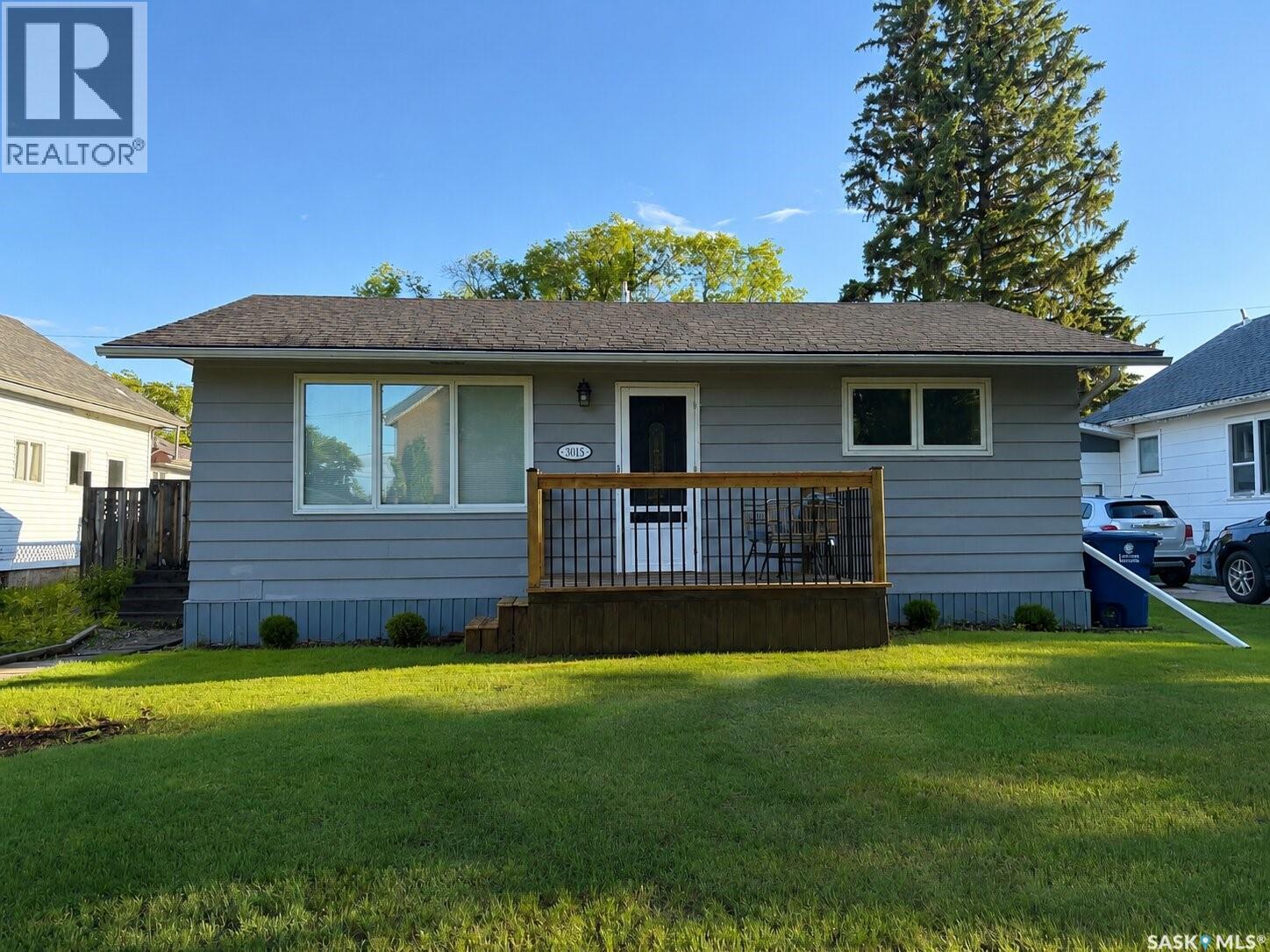 3015 5th STREET - 1