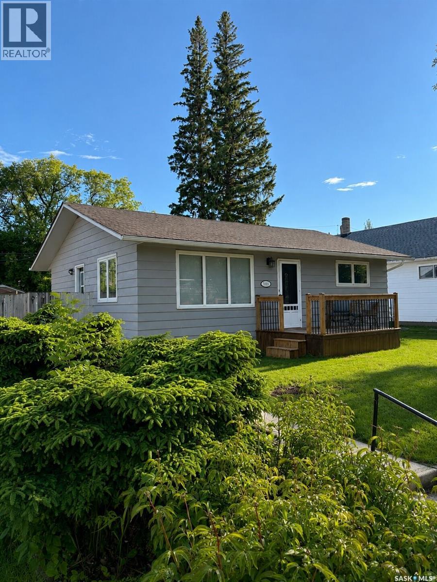 3015 5th STREET - 2