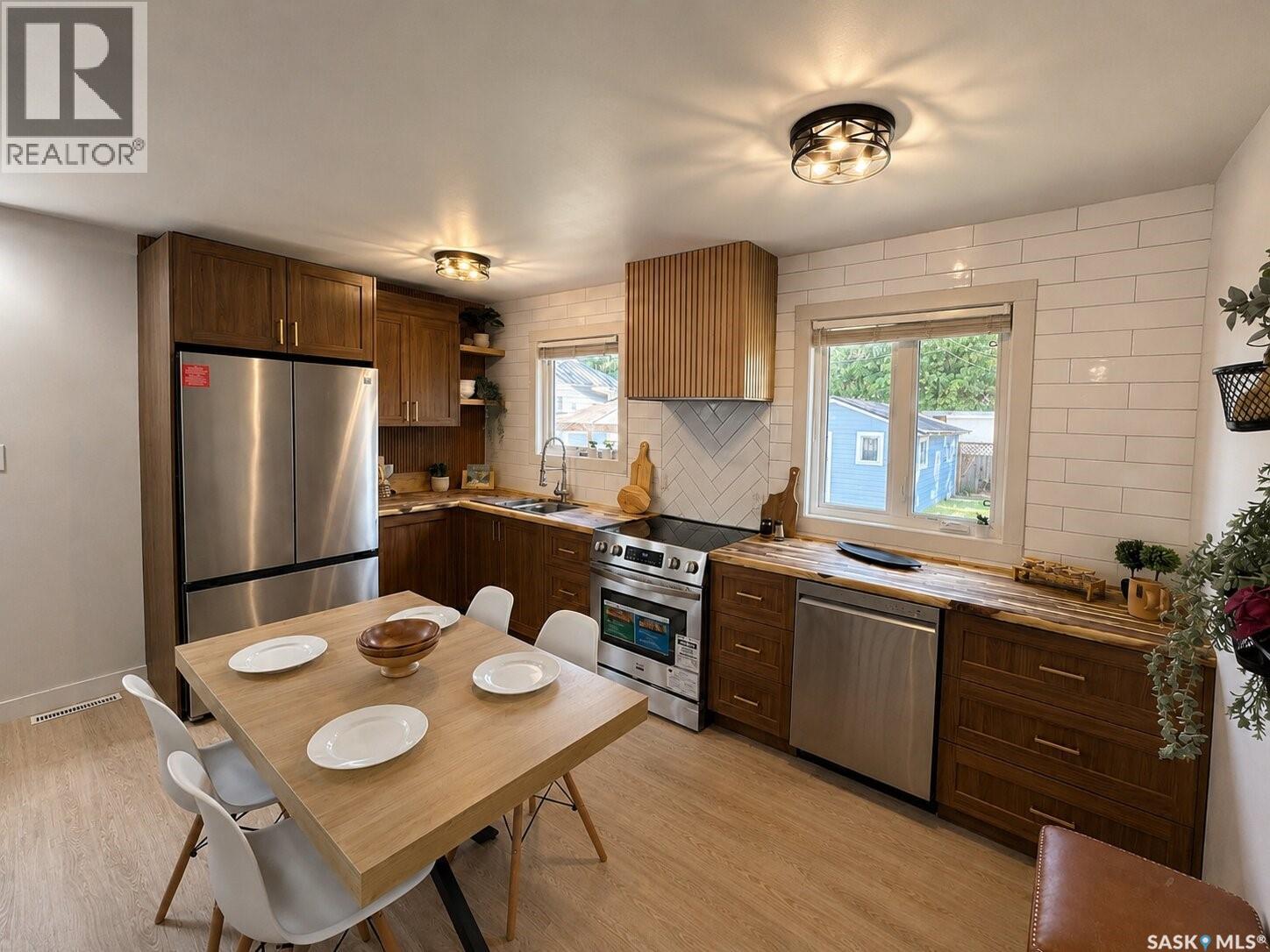 3015 5th STREET - 3