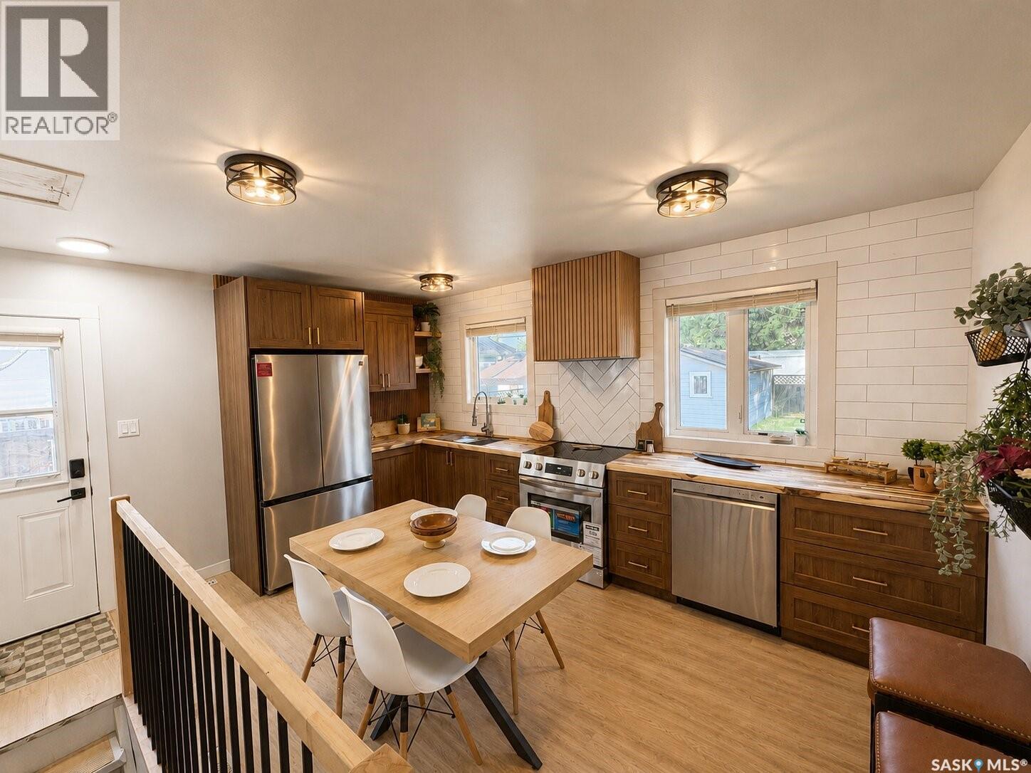 3015 5th STREET - 4
