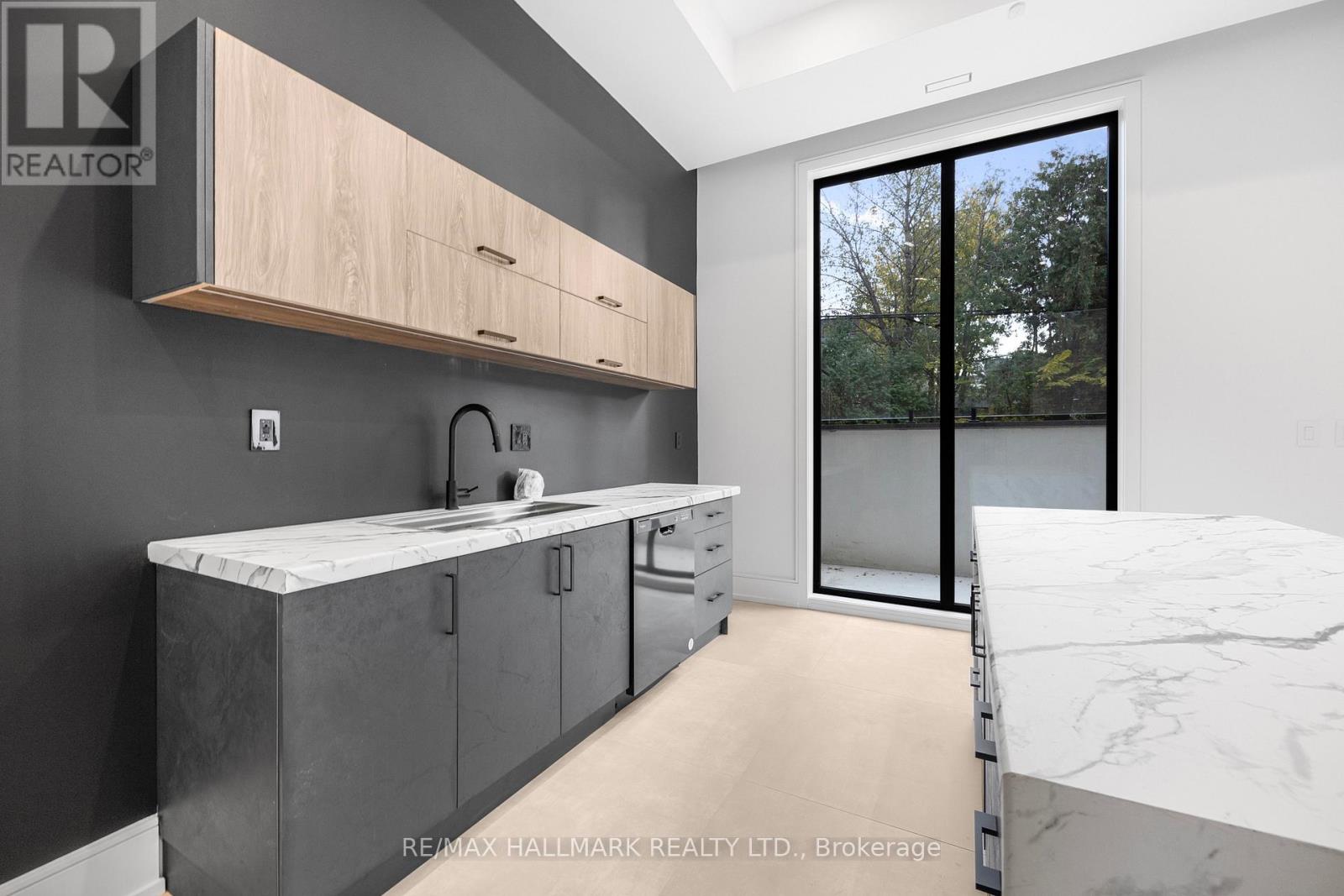 287 HILLCREST AVENUE - 41