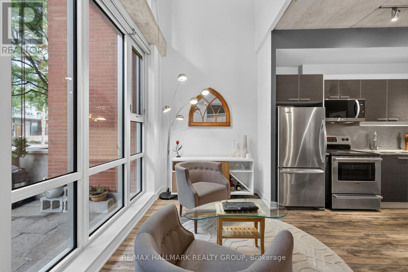 353 MCLEOD STREET - 15