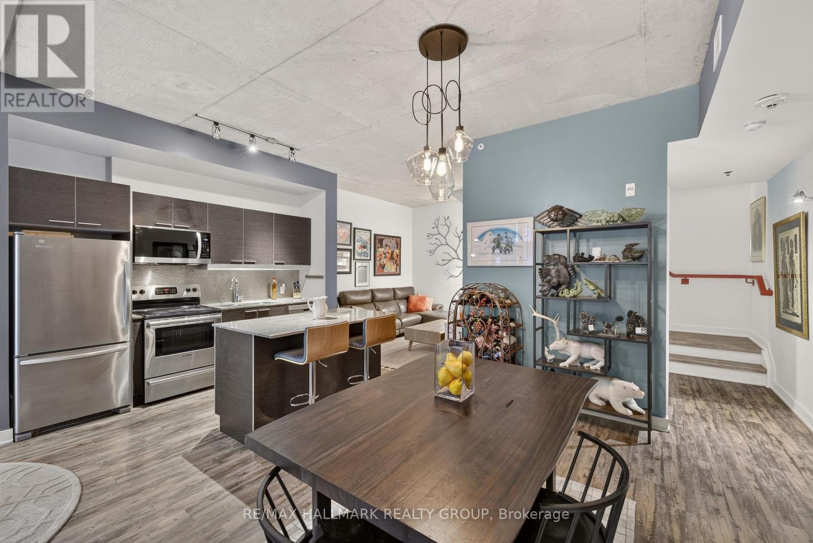 353 MCLEOD STREET - 18