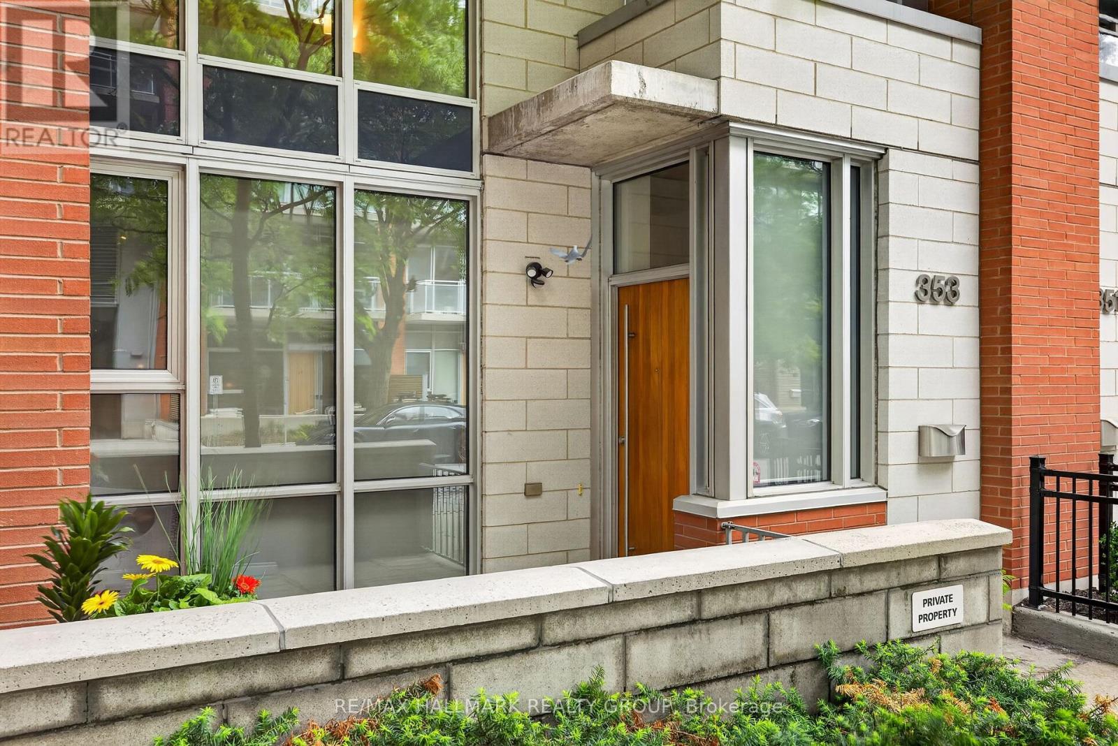 353 MCLEOD STREET - 3