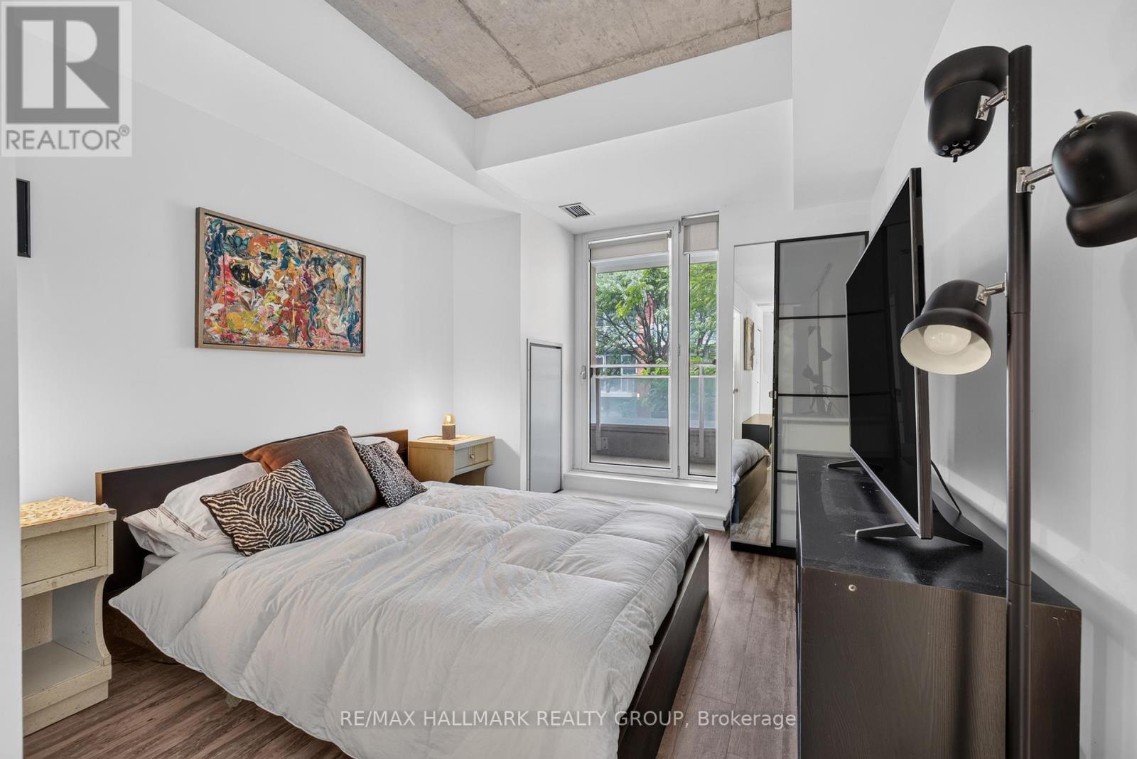 353 MCLEOD STREET - 31