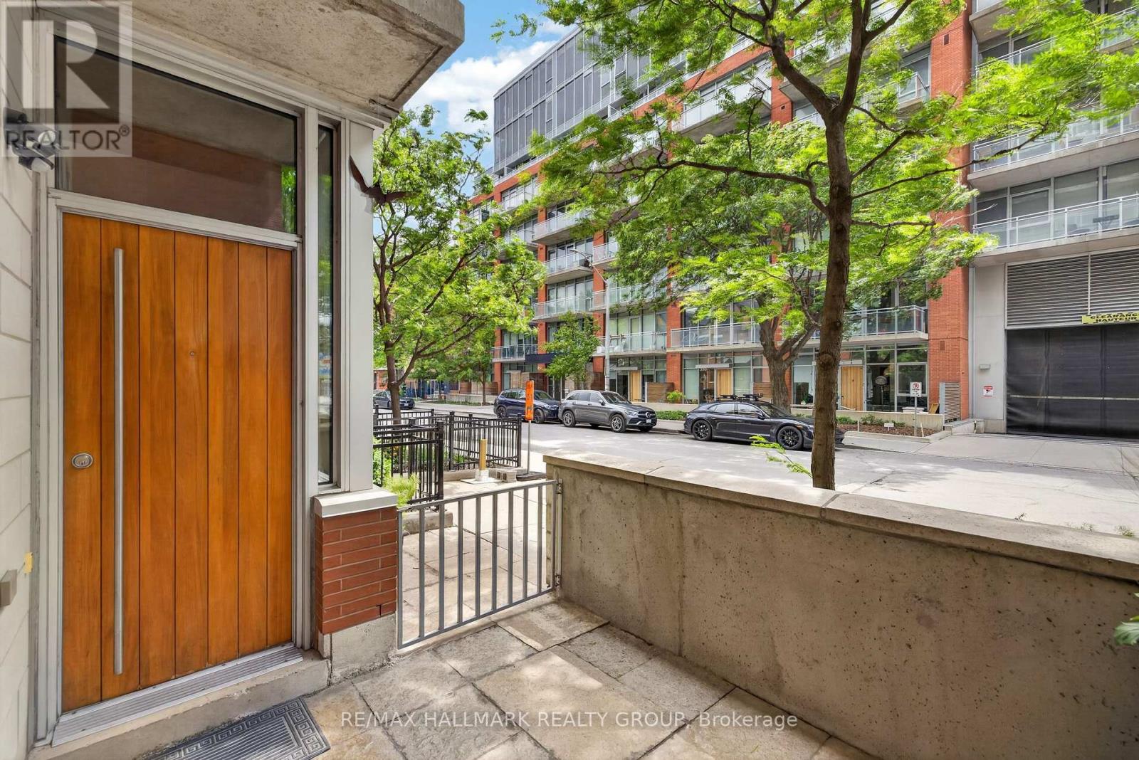 353 MCLEOD STREET - 6