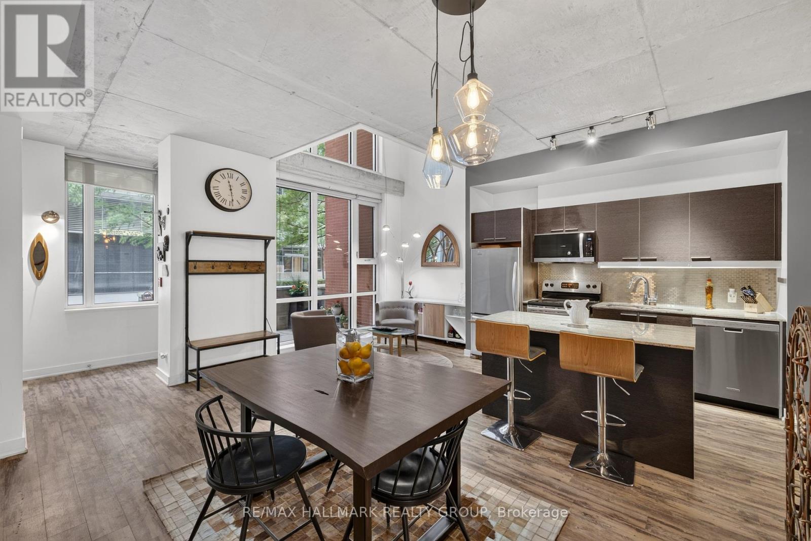 353 MCLEOD STREET - 9