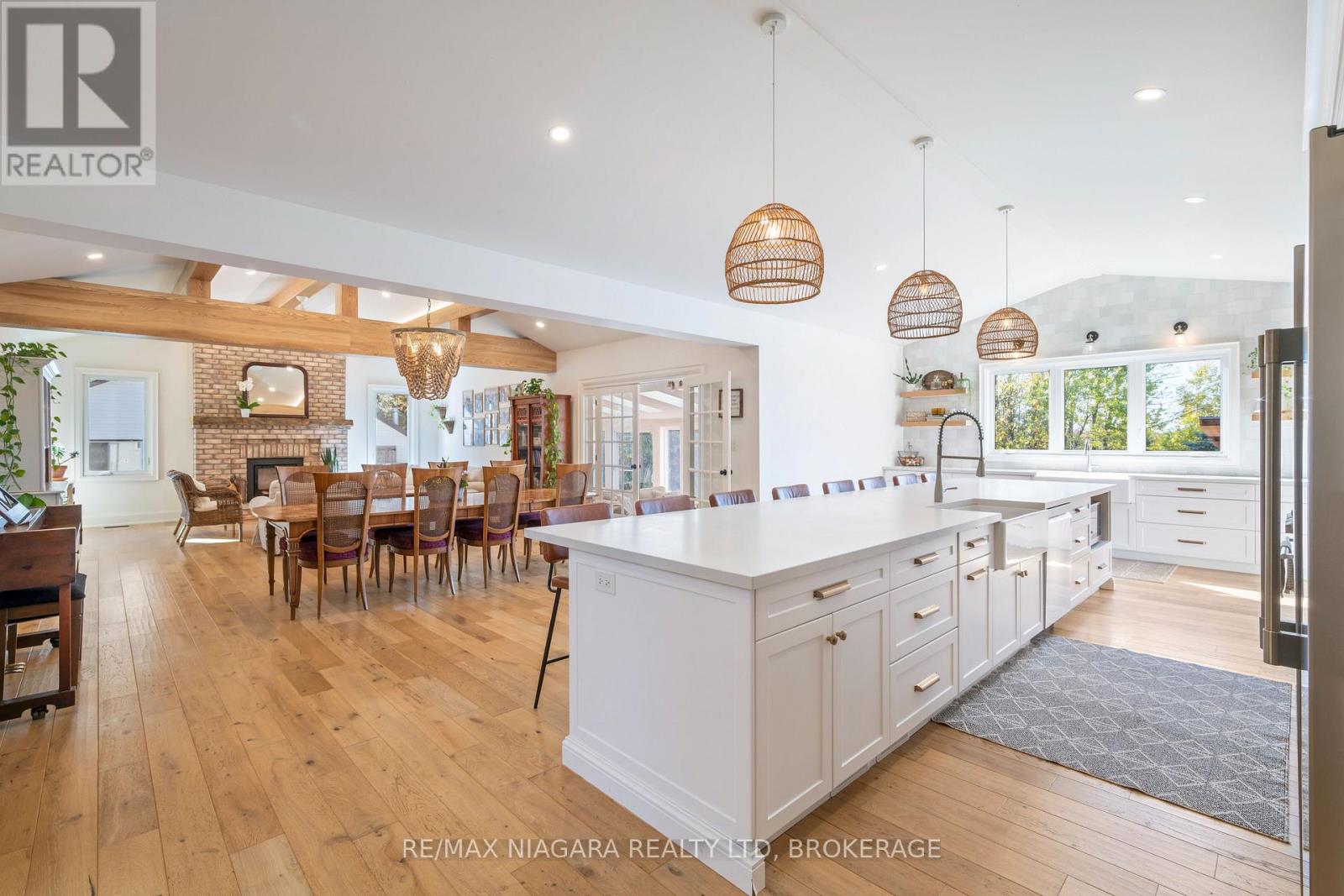 340 ROLAND ROAD - Image 17